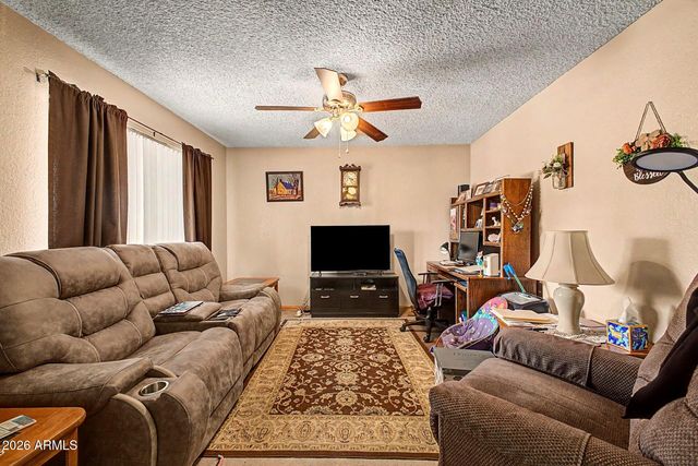 313 W PIUTE Avenue, Phoenix, AZ 85027