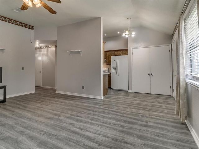 8708 E Parkridge Drive, Oklahoma City, OK 73141