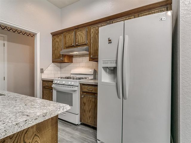 8708 E Parkridge Drive, Oklahoma City, OK 73141