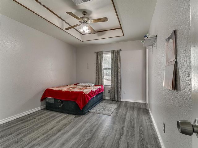 8708 E Parkridge Drive, Oklahoma City, OK 73141