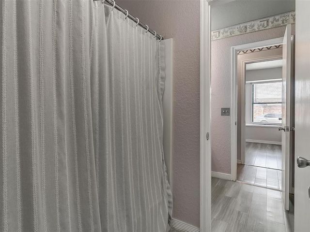 8708 E Parkridge Drive, Oklahoma City, OK 73141