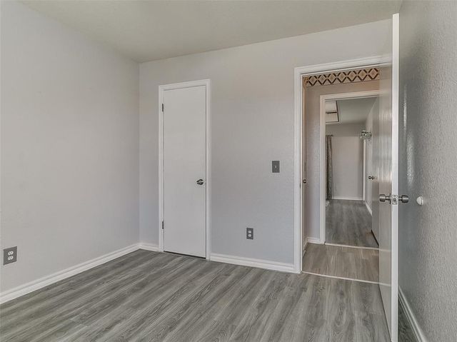 8708 E Parkridge Drive, Oklahoma City, OK 73141
