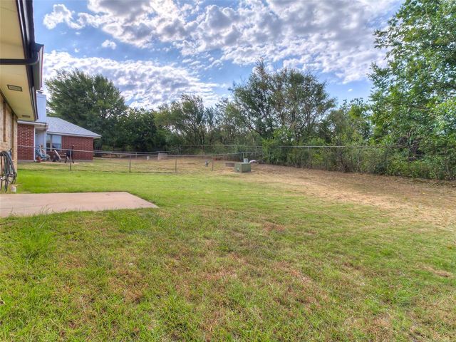 8708 E Parkridge Drive, Oklahoma City, OK 73141