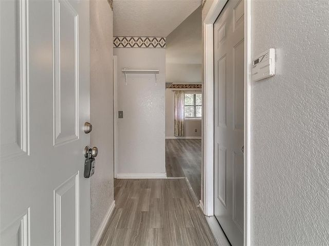 8708 E Parkridge Drive, Oklahoma City, OK 73141