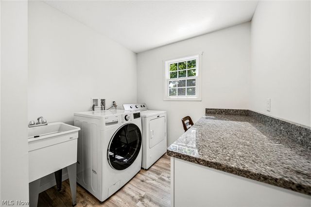 631 Dwight Drive, Bay Village, OH 44140