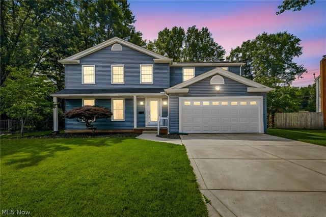 631 Dwight Drive, Bay Village, OH 44140