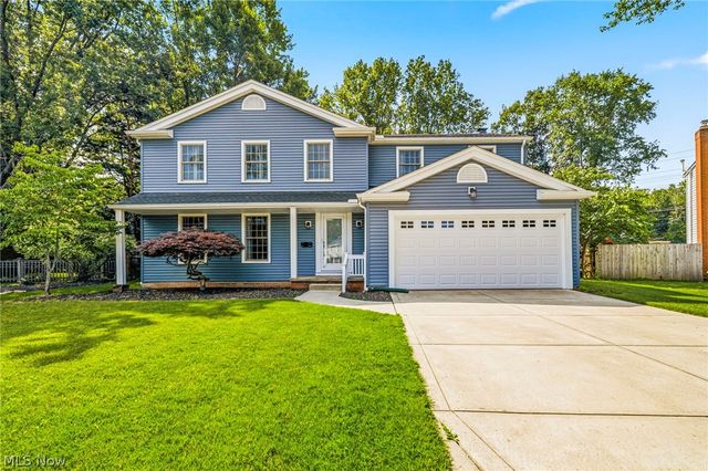 631 Dwight Drive, Bay Village, OH 44140