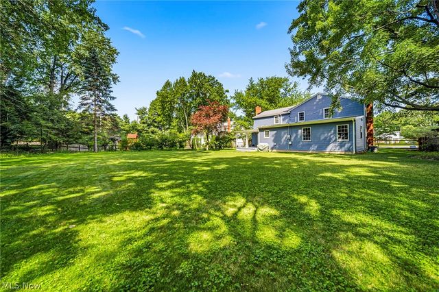 631 Dwight Drive, Bay Village, OH 44140