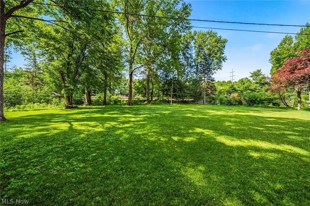 631 Dwight Drive, Bay Village, OH 44140