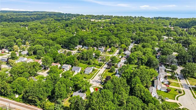 631 Dwight Drive, Bay Village, OH 44140