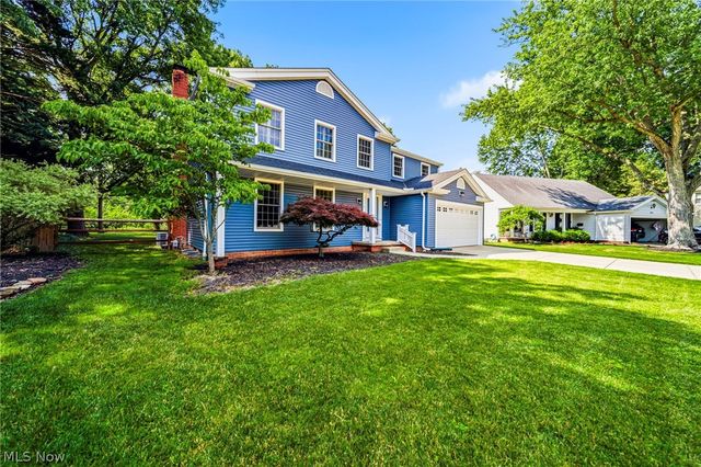 631 Dwight Drive, Bay Village, OH 44140