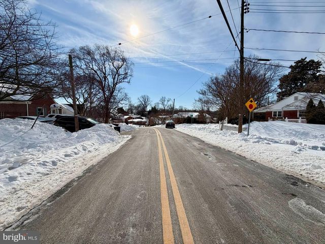 7404 KNOLLWOOD RD, Baltimore, MD 21286