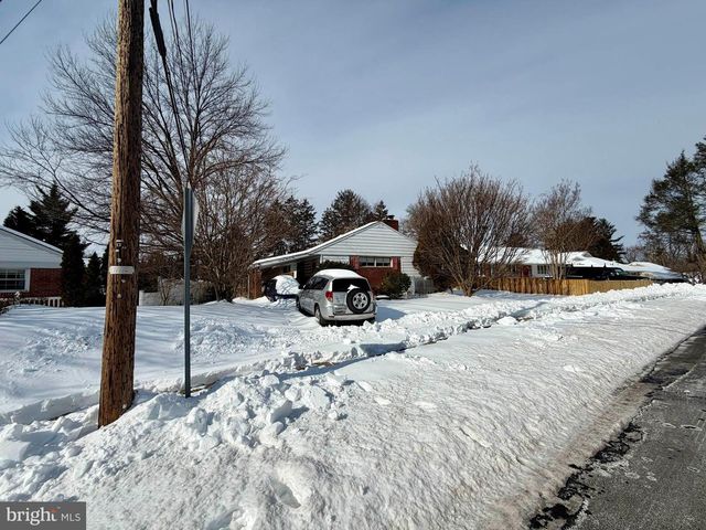 7404 KNOLLWOOD RD, Baltimore, MD 21286