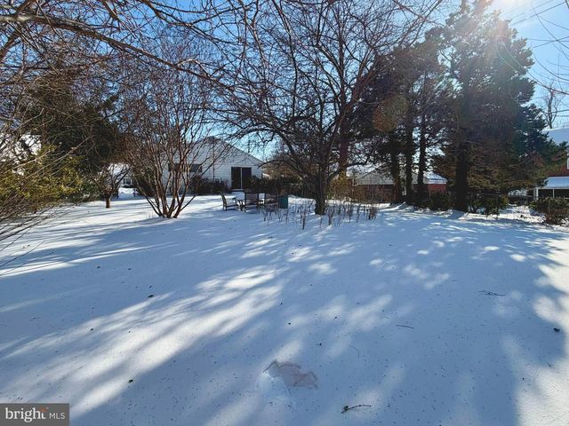 7404 KNOLLWOOD RD, Baltimore, MD 21286