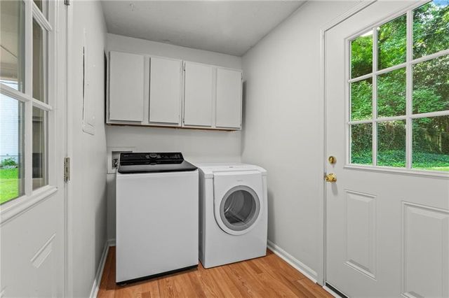 1833 Silver Leaf Drive SW, Marietta, GA 30008