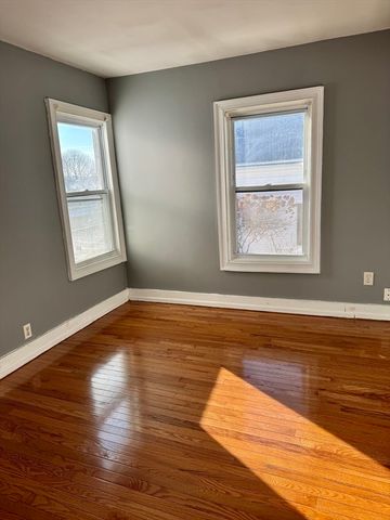 133 Endicott St 1, Worcester, MA 01610