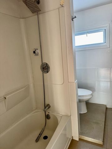 133 Endicott St 1, Worcester, MA 01610