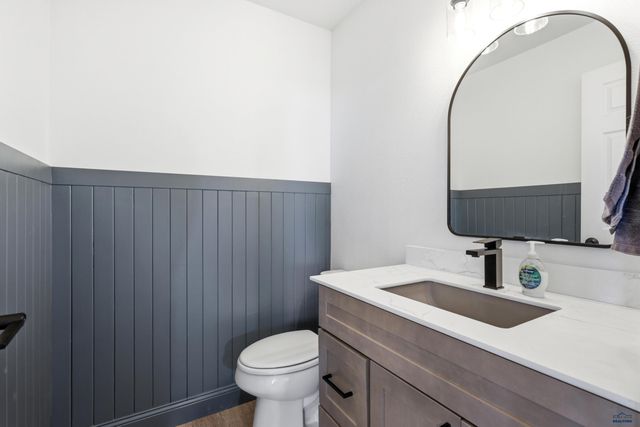 5420 CONIFER LN, Rapid City, SD 57702