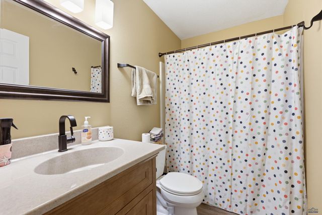 5420 CONIFER LN, Rapid City, SD 57702