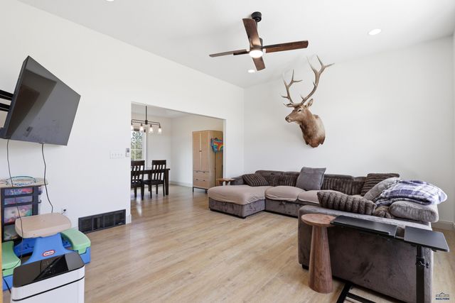 5420 CONIFER LN, Rapid City, SD 57702