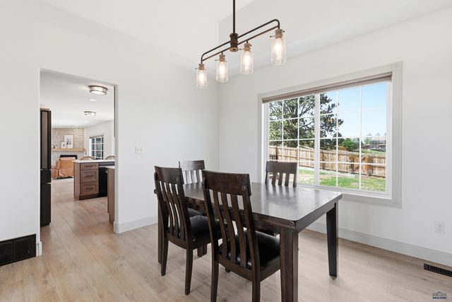 5420 CONIFER LN, Rapid City, SD 57702