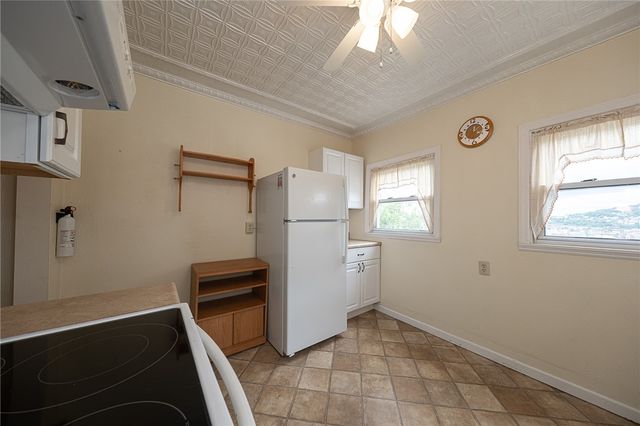 2045 VERONICA STREET, Troy Hill, PA 15212