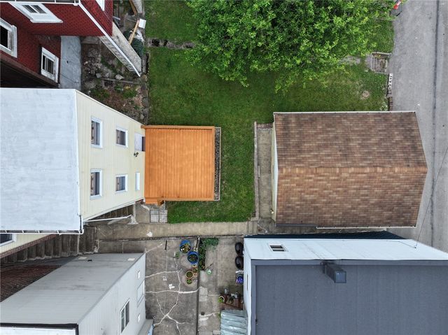 2045 VERONICA STREET, Troy Hill, PA 15212