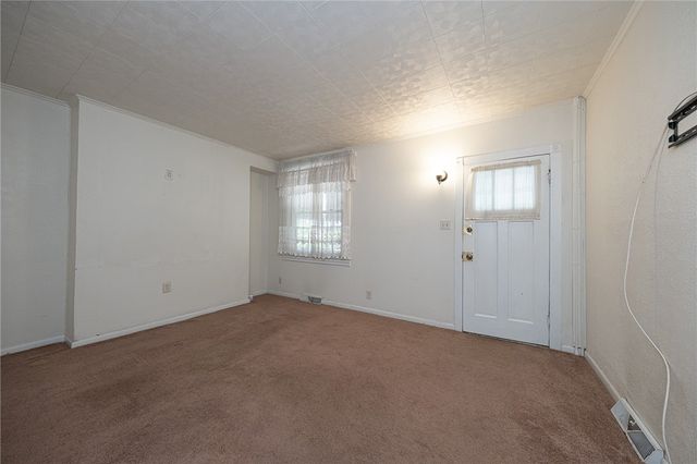 2045 VERONICA STREET, Troy Hill, PA 15212