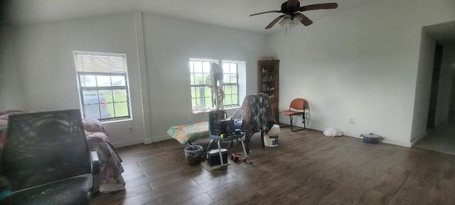 801 S Ann St, Rockport, TX 78382