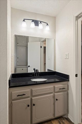 341 SW 71st St, Lawton, OK 73505