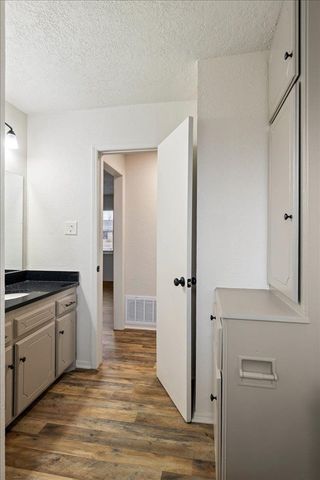 341 SW 71st St, Lawton, OK 73505