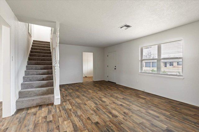 341 SW 71st St, Lawton, OK 73505