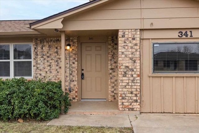 341 SW 71st St, Lawton, OK 73505