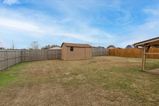 341 SW 71st St, Lawton, OK 73505