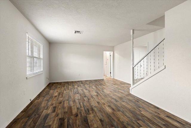 341 SW 71st St, Lawton, OK 73505