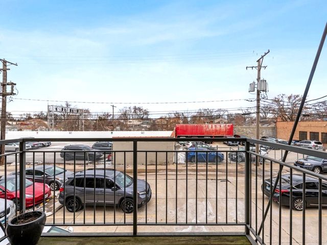 7932 W Grand Avenue 2W, Elmwood Park, IL 60707