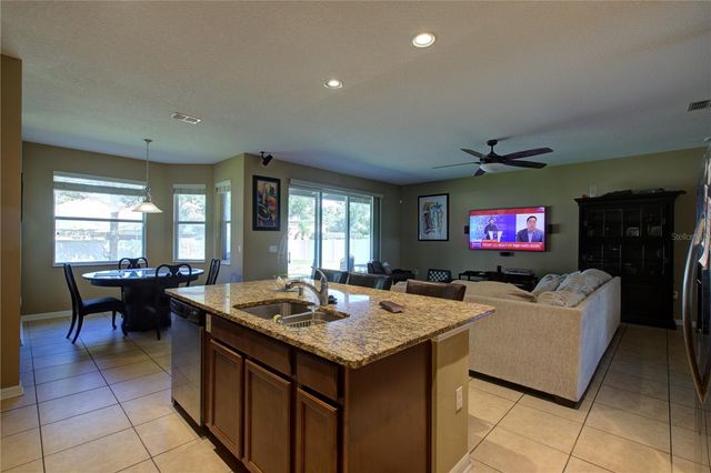 2516 WOODSIDE RIDGE DRIVE, Apopka, FL 32712