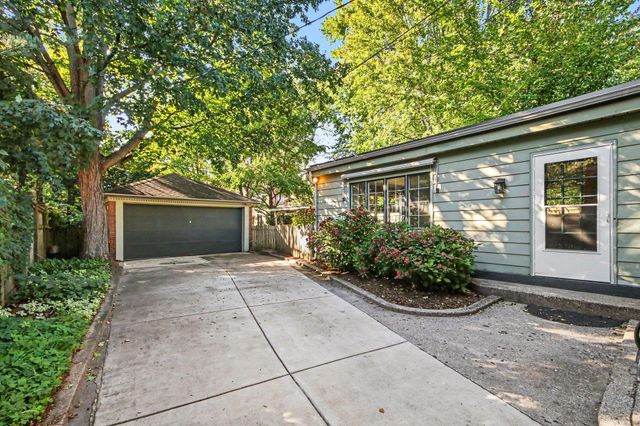 1031 Iroquois Drive Se, City Of Grand Rapids, MI 49506