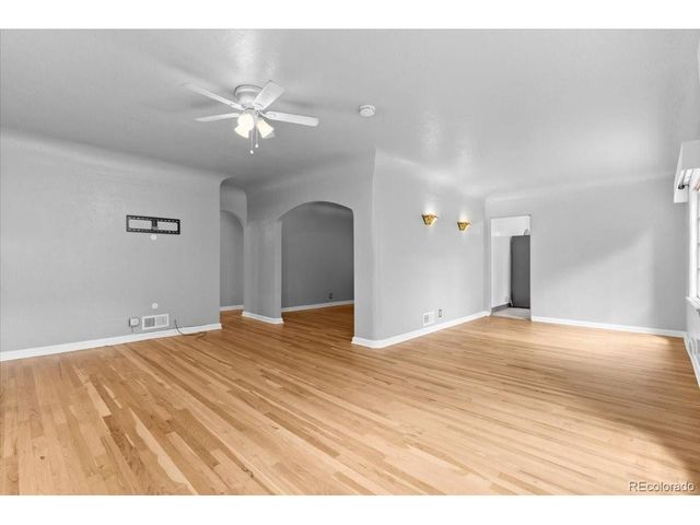 680 Colorado Ave, Loveland, CO 80537