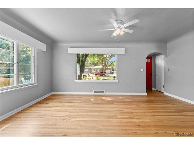 680 Colorado Ave, Loveland, CO 80537