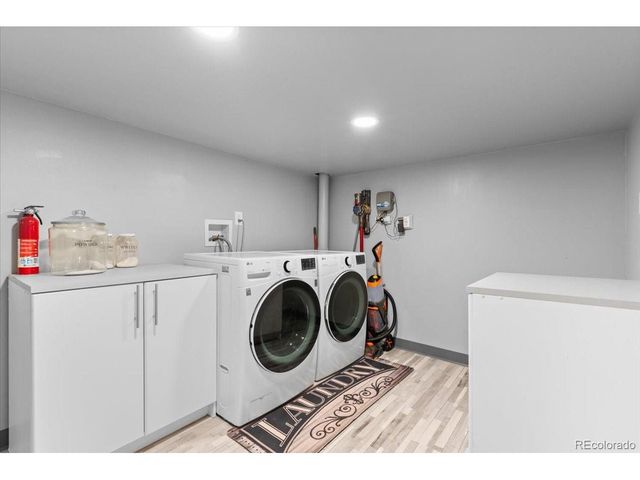 680 Colorado Ave, Loveland, CO 80537