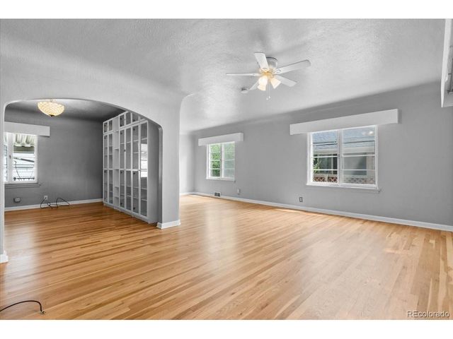 680 Colorado Ave, Loveland, CO 80537