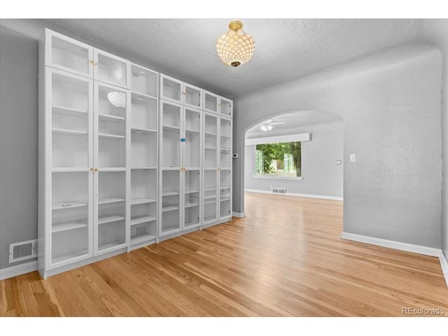 680 Colorado Ave, Loveland, CO 80537