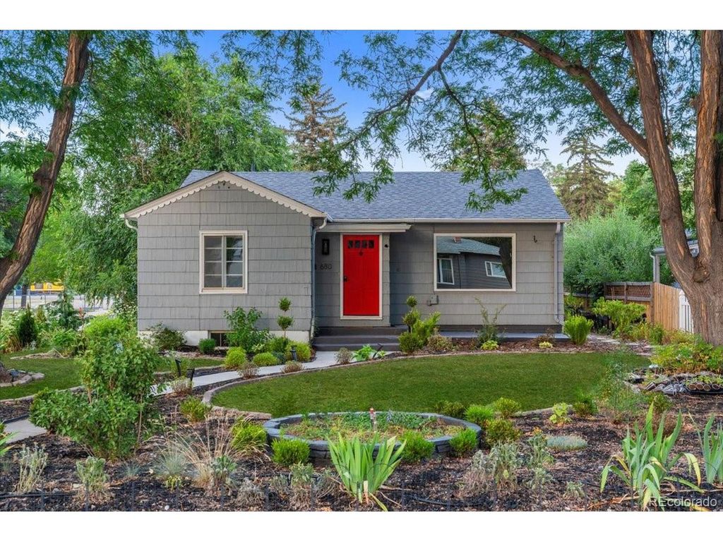 680 Colorado Ave, Loveland, CO 80537