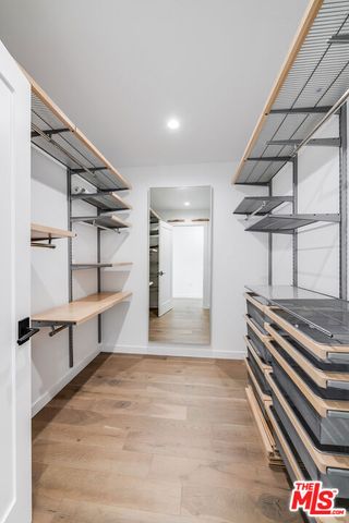 935 S Burnside Avenue, Los Angeles, CA 90036