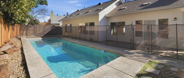 9017 Laguna Springs Way, Elk Grove, CA 95758