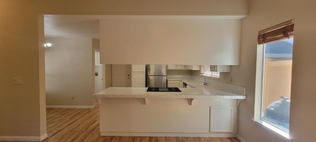 9017 Laguna Springs Way, Elk Grove, CA 95758