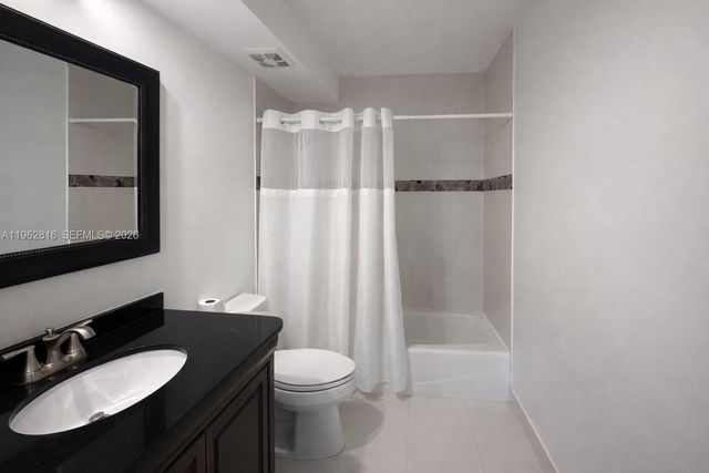 400 Kings Point Dr 224, Sunny Isles Beach, FL 33160