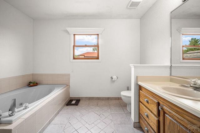 17 Carefree Lane, Pueblo, CO 81001