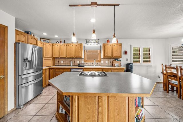 17 Carefree Lane, Pueblo, CO 81001